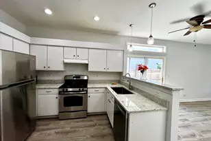 2760 Cedar Glade Dr, Naperville, IL 60564 - Photo 5