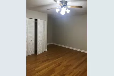 629 Breakers Point #0, Schaumburg, IL 60194 - Photo 5