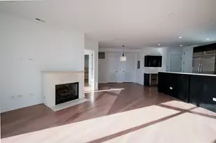 914 W Hubbard St, Chicago, IL 60642 - Photo 9