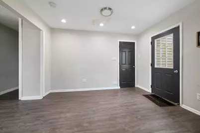 121 Davison Street, Joliet, IL 60433 - Photo 5