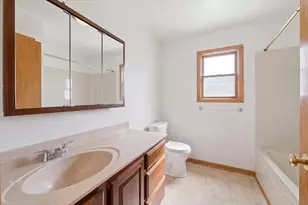 2504 Commonwealth Ave, Joliet, IL 60435 - Photo 15