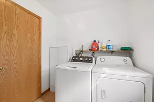 2504 Commonwealth Ave, Joliet, IL 60435 - Photo 17