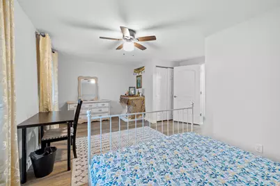 422 Gainsborough Court #422, Bolingbrook, IL 60440 - Photo 15