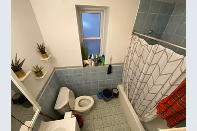 939 W 32nd Street, Chicago, IL 60608 - Photo 15