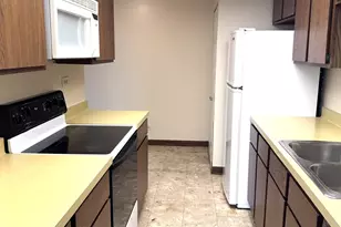 6340 Americana Dr, Willowbrook, IL 60527 - Photo 9