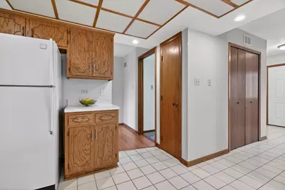 18158 Vermont Court, Orland Park, IL 60467 - Photo 11