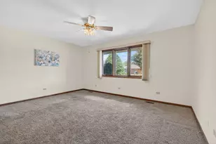 18158 Vermont Ct, Orland Park, IL 60467 - Photo 17