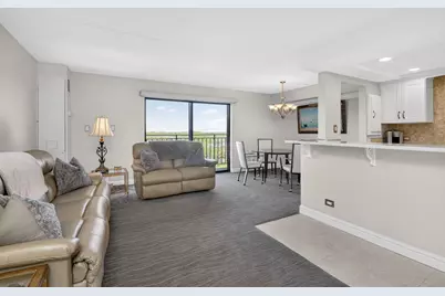 6340 Americana Drive #606, Willowbrook, IL 60527 - Photo 5