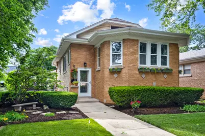 3636 N Paris Avenue, Chicago, IL 60634 - Photo 1