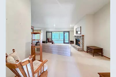 1909 Comanche Court #11, Freeport, IL 61032 - Photo 9