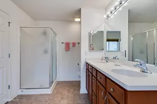 633 Versailles Dr, Bartlett, IL 60103 - Photo 15