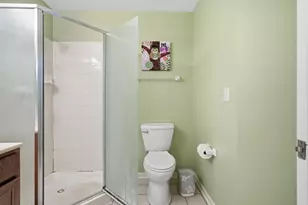 974 Kensington Dr, Northbrook, IL 60062 - Photo 15