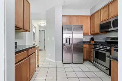 974 Kensington Drive, Northbrook, IL 60062 - Photo 3