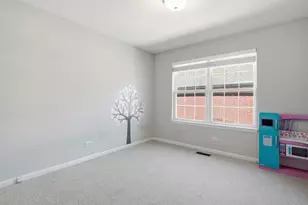 974 Kensington Dr, Northbrook, IL 60062 - Photo 23