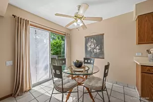 2102 Muirfield Cir, Elgin, IL 60123 - Photo 9