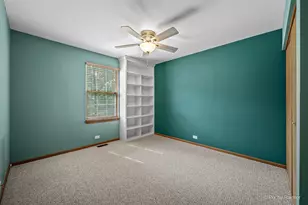 2102 Muirfield Cir, Elgin, IL 60123 - Photo 21
