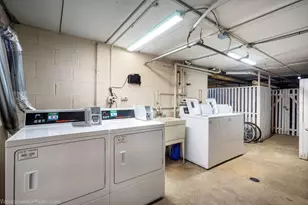915 Graceland Ave, Des Plaines, IL 60016 - Photo 13