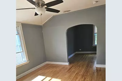 5445 N Magnet Avenue, Chicago, IL 60630 - Photo 5