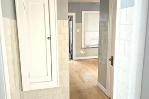 5445 N Magnet Ave, Chicago, IL 60630 - Photo 19