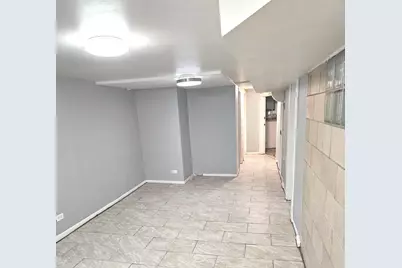 5445 N Magnet Avenue, Chicago, IL 60630 - Photo 23