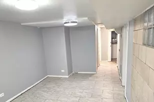 5445 N Magnet Ave, Chicago, IL 60630 - Photo 23