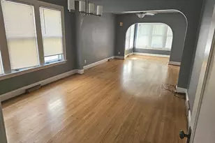 5445 N Magnet Ave, Chicago, IL 60630 - Photo 3