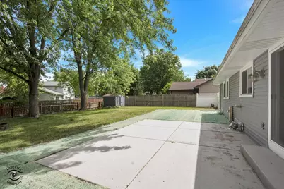 30W150 Foxboro Court, Warrenville, IL 60555 - Photo 35