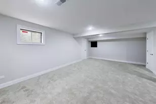 2432 Legacy Dr, Aurora, IL 60502 - Photo 43