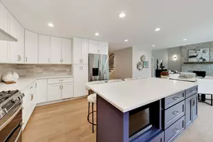 2432 Legacy Dr, Aurora, IL 60502 - Photo 13