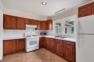 57 Wheeling Ave, Wheeling, IL 60090 - Photo 5