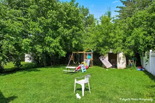 1429 N Pleasant Dr, Round Lake Beach, IL 60073 - Photo 15