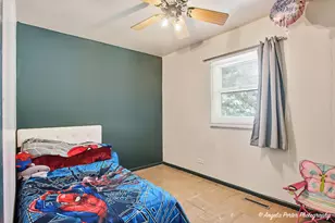 1429 N Pleasant Dr, Round Lake Beach, IL 60073 - Photo 9