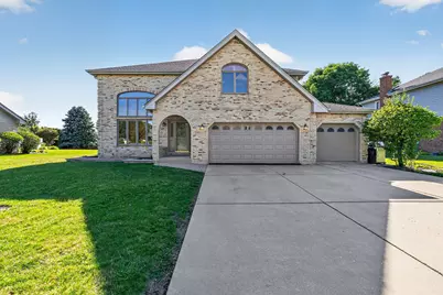 19902 Green Meadows Parkway, Mokena, IL 60448 - Photo 1