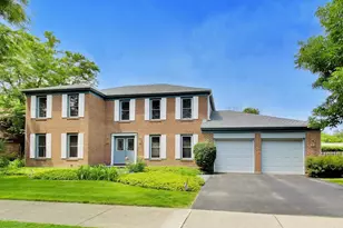 4269 Terri-Lyn Ln, Northbrook, IL 60062 - Photo 1
