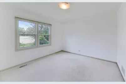 4269 Terri Lyn Lane, Northbrook, IL 60062 - Photo 27