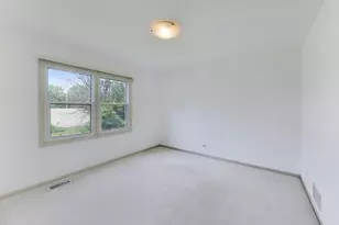 4269 Terri-Lyn Ln, Northbrook, IL 60062 - Photo 27
