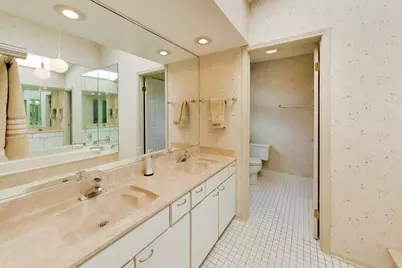 4269 Terri Lyn Lane, Northbrook, IL 60062 - Photo 23