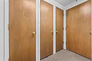 7110 W 93rd Pl, Oak Lawn, IL 60453 - Photo 15