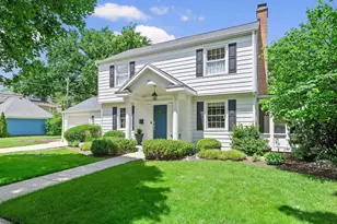 541 E Hickory St, Hinsdale, IL 60521 - Photo 1