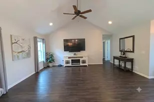 800 E Short Dr, Coal City, IL 60416 - Photo 7