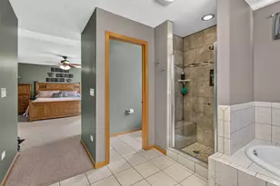 16542 Eastlake Pkwy, Lockport, IL 60441 - Photo 25