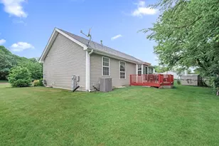 4548 Vista Dr, Island Lake, IL 60042 - Photo 25
