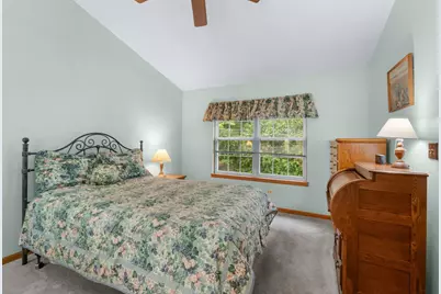 4548 Vista Drive, Island Lake, IL 60042 - Photo 11