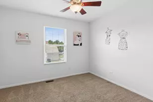11330 S Highland Dr, Plainfield, IL 60585 - Photo 17