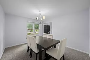 815 E Hintz Rd, Arlington Heights, IL 60004 - Photo 11
