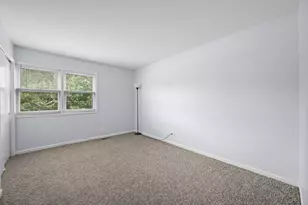 815 E Hintz Rd, Arlington Heights, IL 60004 - Photo 17
