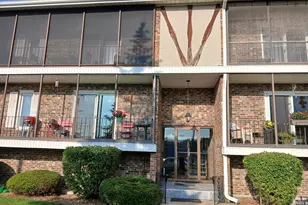 11323 S Roberts Rd, Palos Hills, IL 60465 - Photo 19