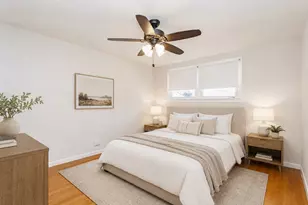 98 Lancaster Ln, Des Plaines, IL 60018 - Photo 5