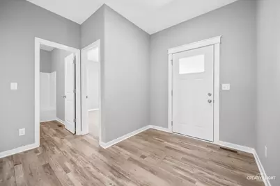318 N Charles Street, Cortland, IL 60112 - Photo 3