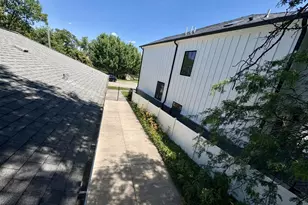 6016 N Ionia Ave, Chicago, IL 60646 - Photo 21